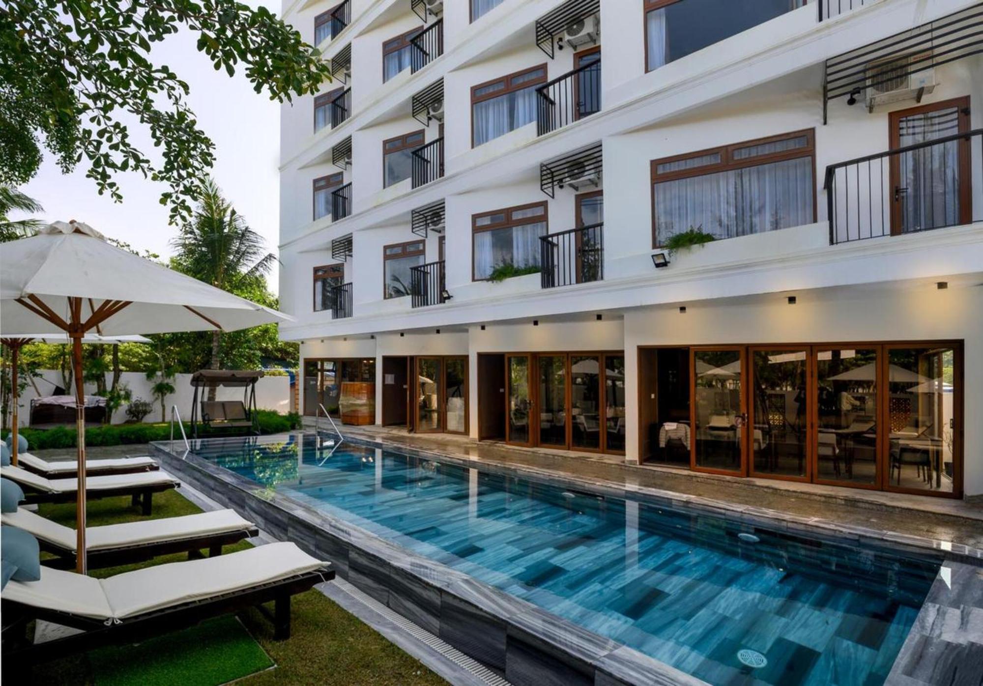 Hoi An Ocean Front Hotel Esterno foto
